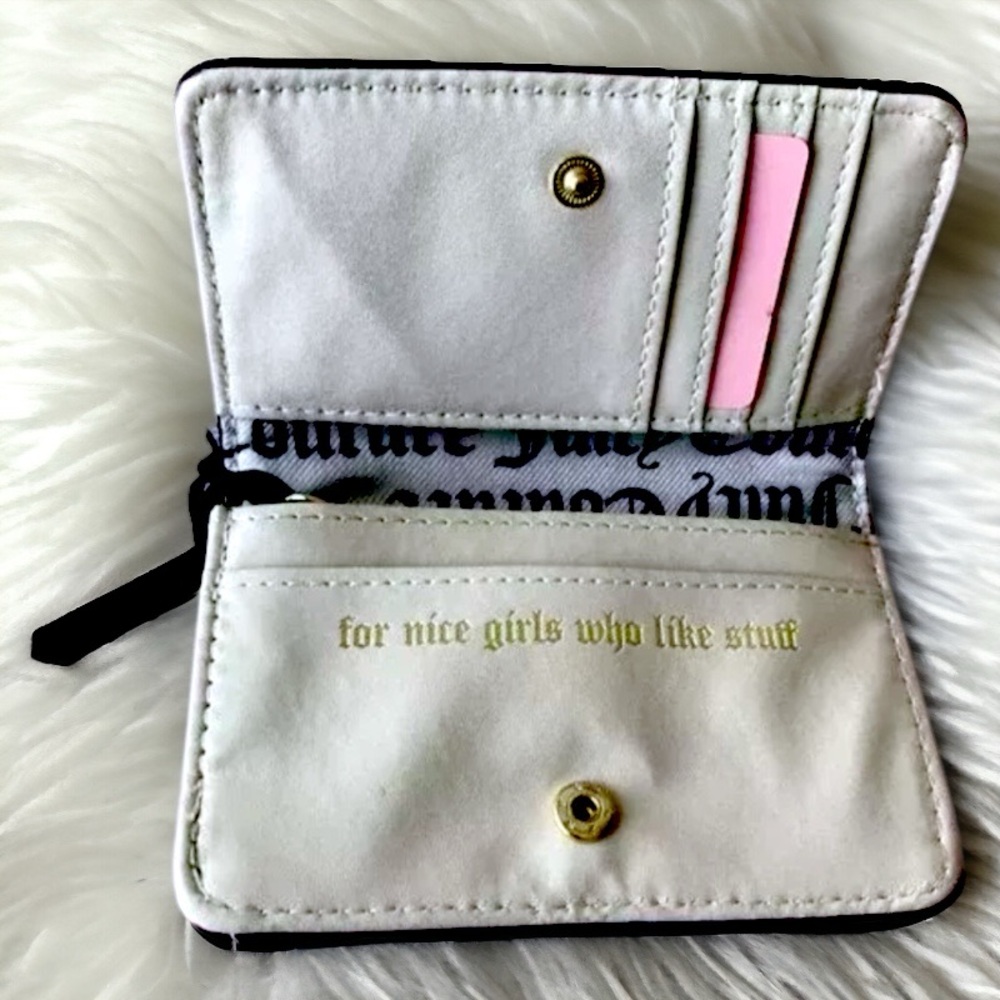 $35 Juicy Couture Flawless Slim Elongated Bifold Wallet Rhinestone Quilted Heart - Picture 5 of 8